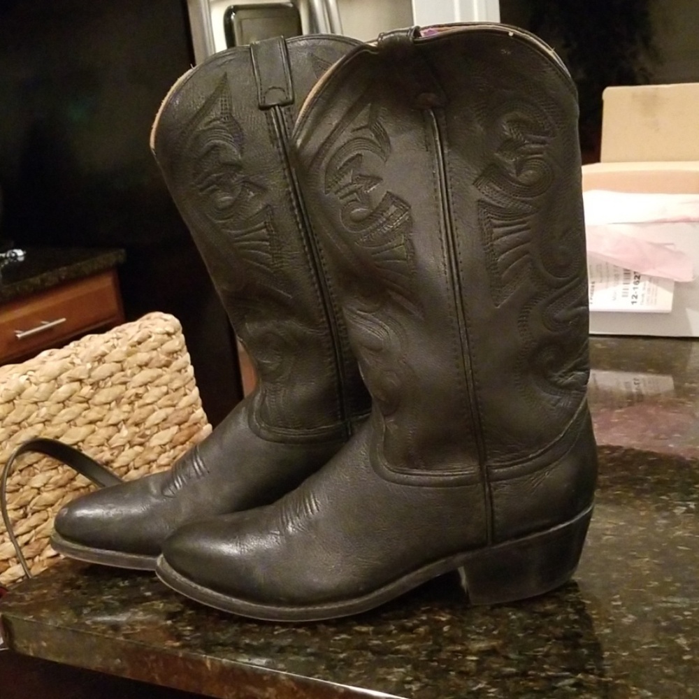 Cowboy boots - Picture 3 of 3